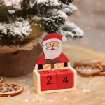 Drewniany Kalendarz Adwentowy Mikołaj 9x7cm
