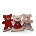 Figurka Dekoracyjna Miś na Podstawce 16cm - 3 wzory